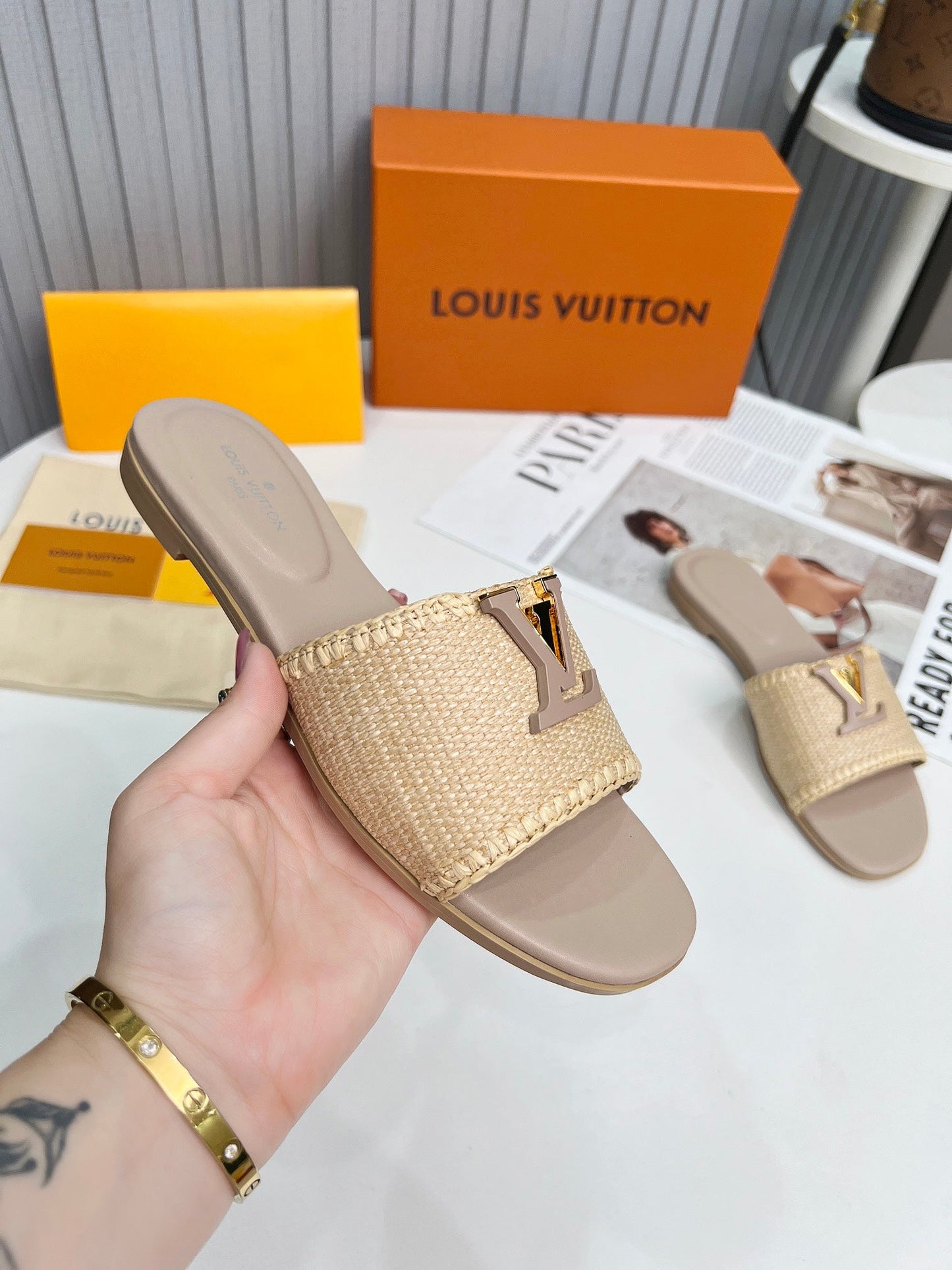 24 New Casual Fashion Braided Slippers(10 Colors) XC0424061211