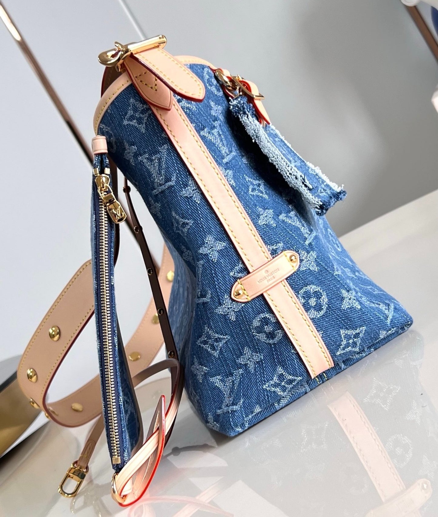 Limited edition denim carryall medium XC0425091601