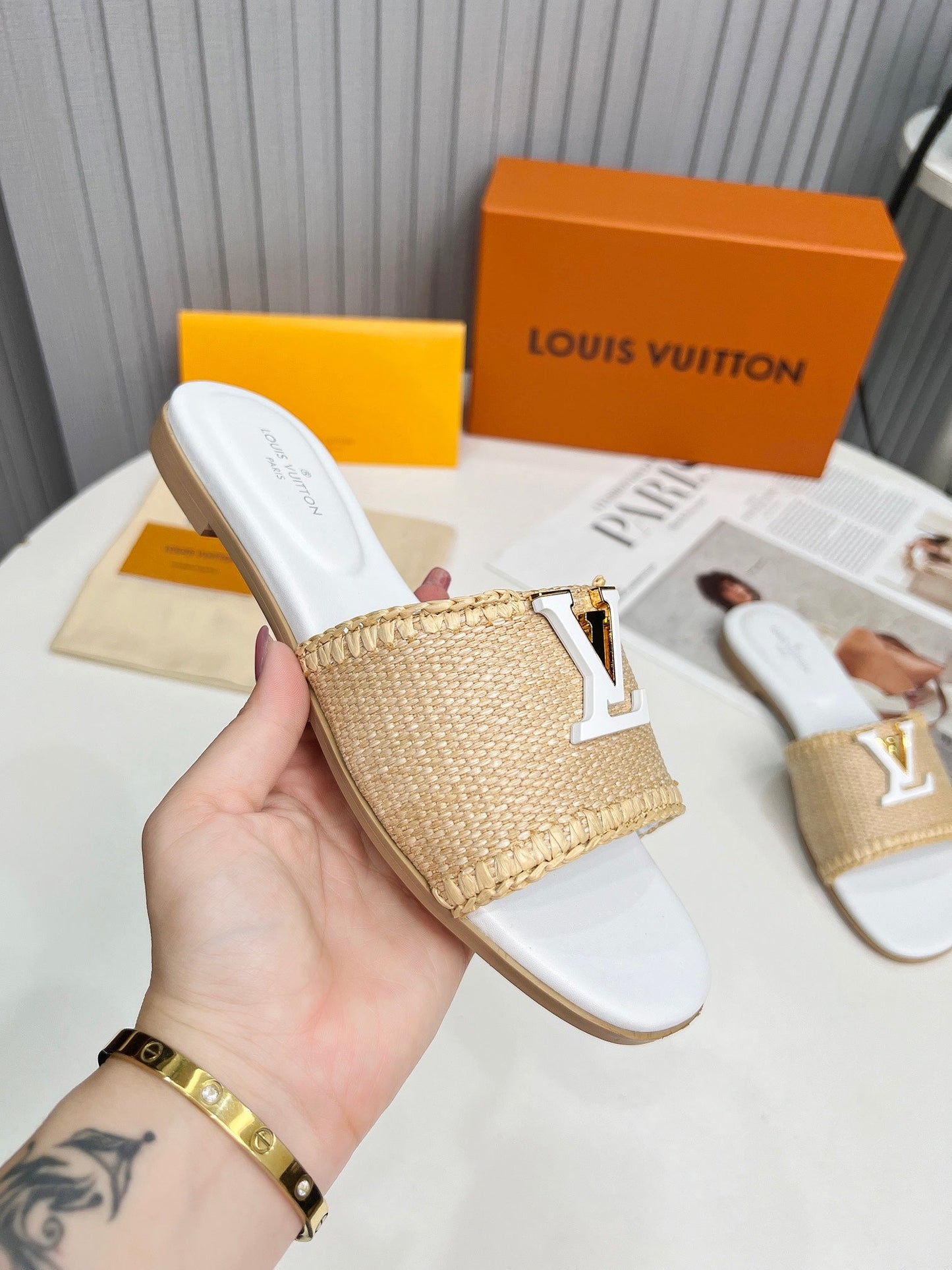 24 New Casual Fashion Braided Slippers(10 Colors) XC0424061211