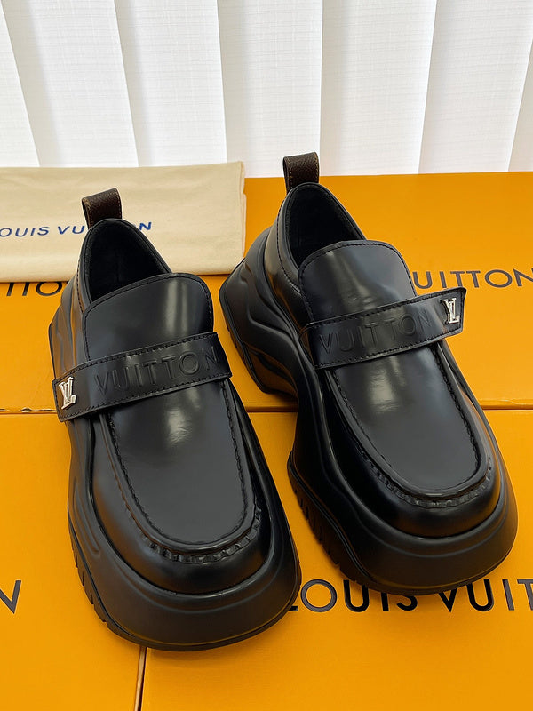 24 Latest Thick-soled Slip-On Fashion Women's Shoes 0424082805