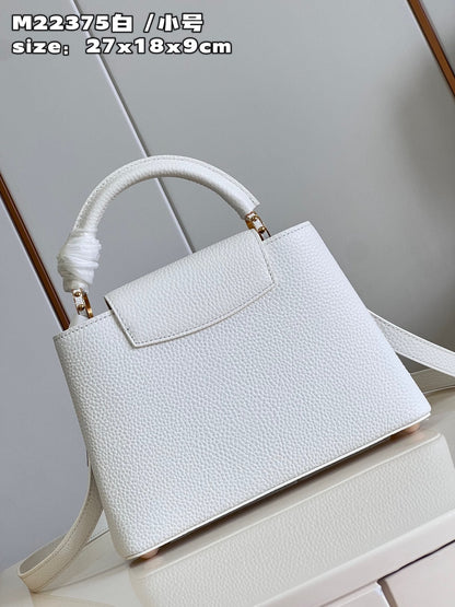 L Capucines MM White Flower Strap 04240318012
