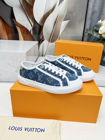 2025 Spring and Summer Multicolor V Print Ladies Casual Shoes XC042504016