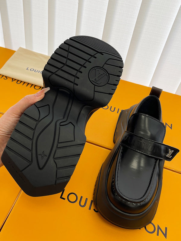24 Latest Thick-soled Slip-On Fashion Women's Shoes 0424082805