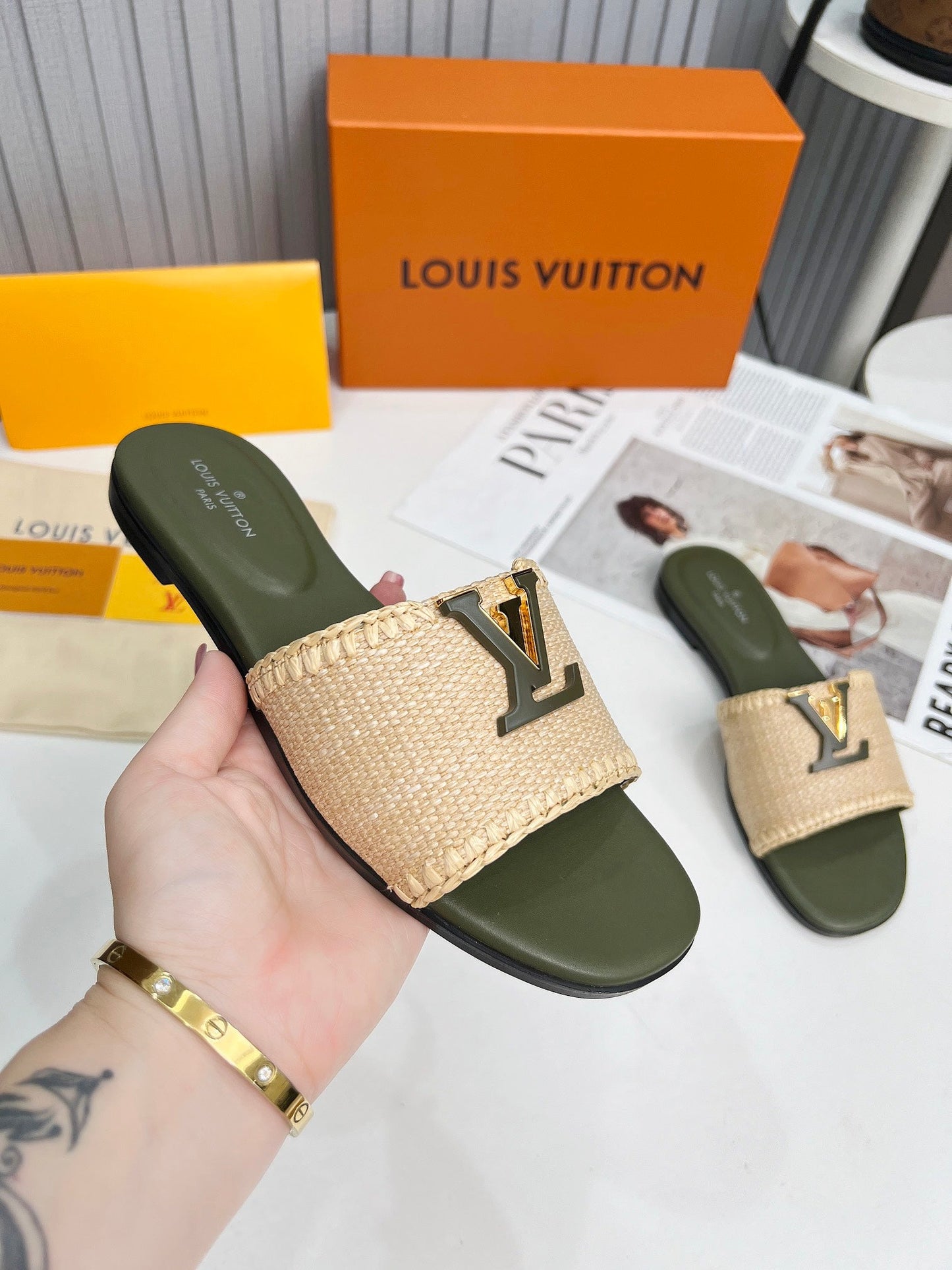 24 New Casual Fashion Braided Slippers(10 Colors) XC0424061211