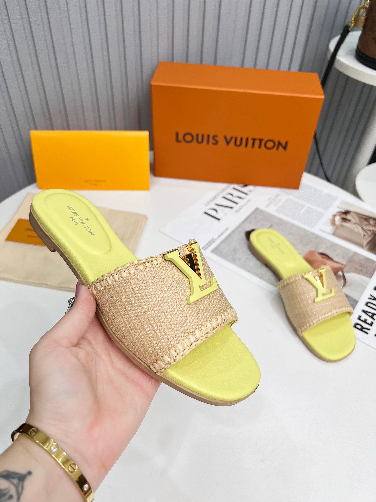 24 New Casual Fashion Braided Slippers(10 Colors) XC0424061211
