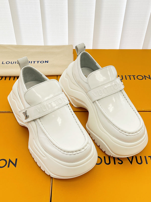 24 Latest Thick-soled Slip-On Fashion Women's Shoes 0424082805